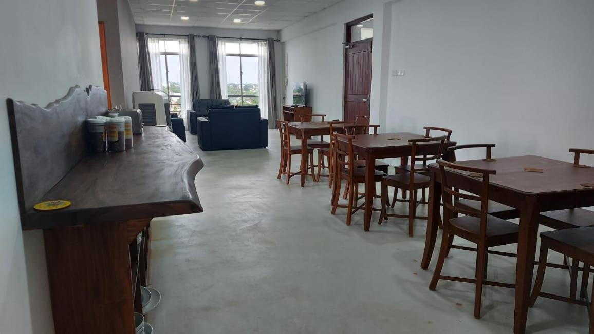 Jays Guest - Rajagiriya Colombo Hotel Exterior foto